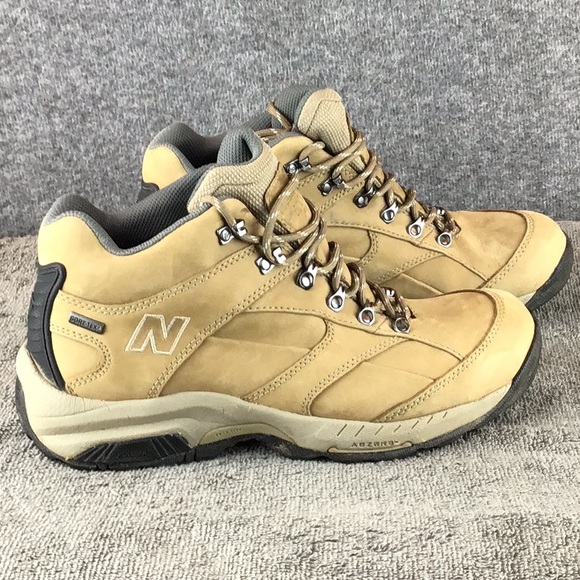 New Balance 977 Brown Leather Goretex Mid Top Hiking Shoe Sz 10B - Picture 1 of 12